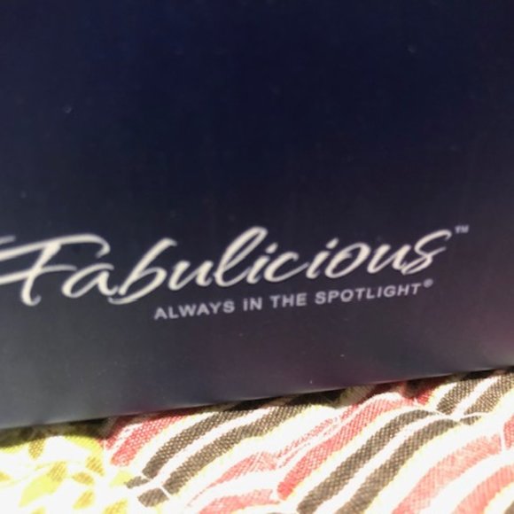 fabulicious shoes wholesale